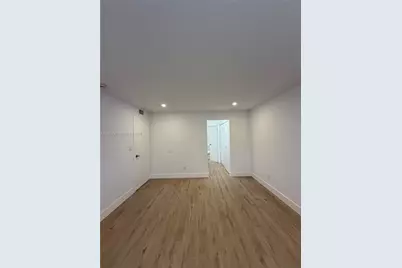 5911 Washington St #103, Hollywood, FL 33023 - Photo 8