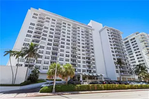 5700 Collins Ave, Miami Beach, FL 33140 - Photo 4