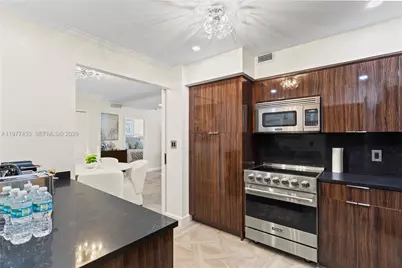 5700 Collins Ave #3A, Miami Beach, FL 33140 - Photo 14