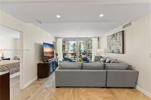 5700 Collins Ave, Miami Beach, FL 33140 - Photo 8