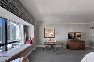 1435 Brickell Ave, Miami, FL 33131 - Photo 4