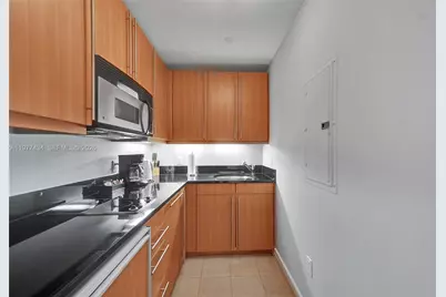 1435 Brickell Ave #3308, Miami, FL 33131 - Photo 22