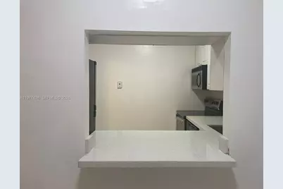 1455 N Treasure Dr #4L, North Bay Village, FL 33141 - Photo 6