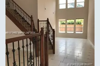 11142 NW 72nd Ter, Doral, FL 33178 - Photo 4