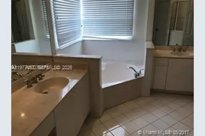 11142 NW 72nd Ter, Doral, FL 33178 - Photo 24