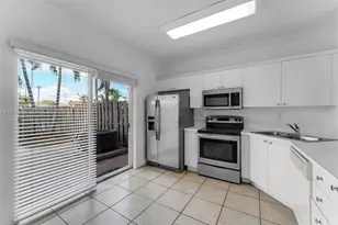 17040 SW 137th Pl, Miami, FL 33177 - Photo 8