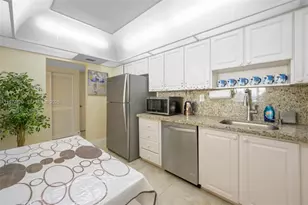 19370 Collins Ave, Sunny Isles Beach, FL 33160 - Photo 12