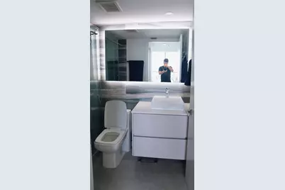 540 Brickell Key Dr #1711, Miami, FL 33131 - Photo 12