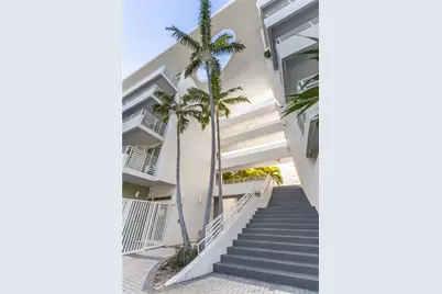 7800 Collins Ave #302, Miami Beach, FL 33141 - Photo 24