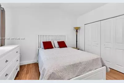 12696 NW 10th Ln, Miami, FL 33182 - Photo 46