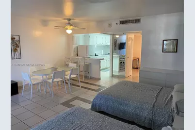 100 Lincoln Rd #304, Miami Beach, FL 33139 - Photo 2