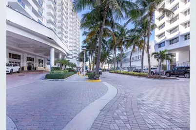 100 Lincoln Rd #304, Miami Beach, FL 33139 - Photo 12
