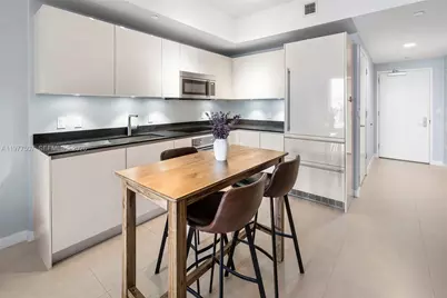 1010 Brickell Ave #3610, Miami, FL 33131 - Photo 18