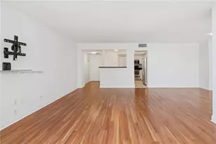 1420 Brickell Bay Dr, Miami, FL 33131 - Photo 8