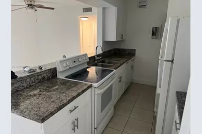 4435 Treehouse Ln #27 H, Tamarac, FL 33319 - Photo 2