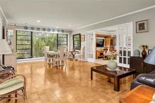 9011 SW 18th Terrace, Miami, FL 33165 - Photo 10