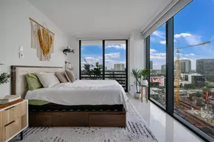 460 NE 28th St, Miami, FL 33137 - Photo 14