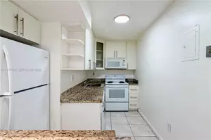 4803 NW 7th St, Miami, FL 33126 - Photo 6