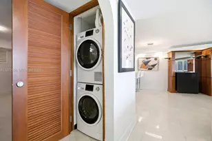 1717 N Bayshore Dr, Miami, FL 33132 - Photo 14