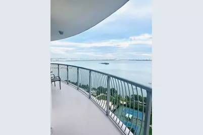 1750 N Bayshore Dr #2302, Miami, FL 33132 - Photo 2