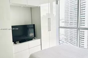 1750 N Bayshore Dr, Miami, FL 33132 - Photo 14