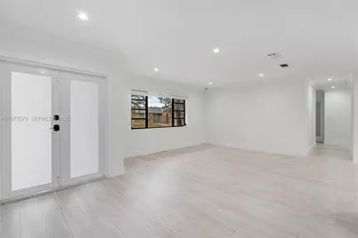 9741 SW 3rd St, Miami, FL 33174 - Photo 6