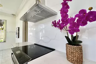 7625 SE Bay Cedar Cir, Hobe Sound, FL 33455 - Photo 2