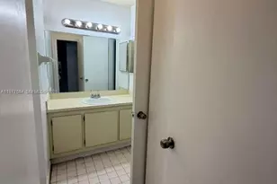 2462 NW 52nd Ave, Lauderhill, FL 33313 - Photo 18