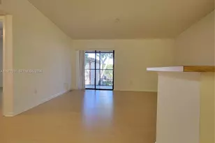 9379 S Belfort Cir, Tamarac, FL 33321 - Photo 6