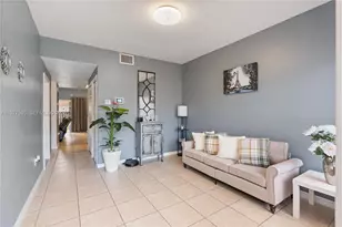 989 SW 6th Pl, Florida City, FL 33034 - Photo 4