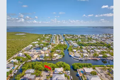 894 Ellen Dr, Key Largo, FL 33037 - Photo 2