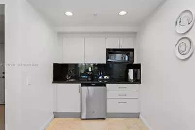601 N Fort Lauderdale Beach Blvd #712, Fort Lauderdale, FL 33304 - Photo 6