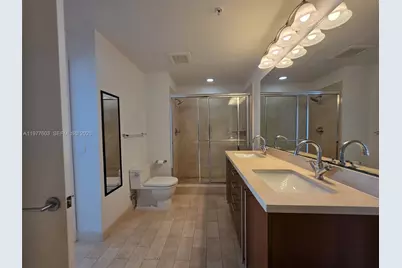 1111 SW 1st Ave #1823-N, Miami, FL 33130 - Photo 18