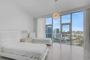 17475 Collins Ave, Miami Beach, FL 33160 - Photo 24