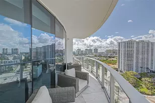 17475 Collins Ave, Miami Beach, FL 33160 - Photo 4