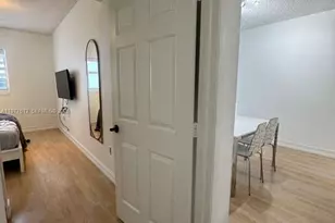 185 SE 14th Terrace, Miami, FL 33131 - Photo 12