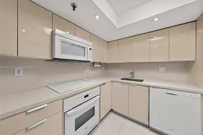 2501 Brickell Ave #309, Miami, FL 33129 - Photo 4