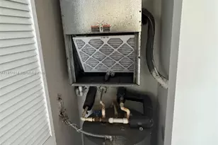 131 SW 117th Ave, Pembroke Pines, FL 33025 - Photo 10