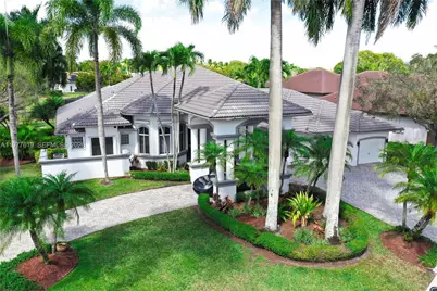 2418 Poinciana Ct, Weston, FL 33327 - Photo 1