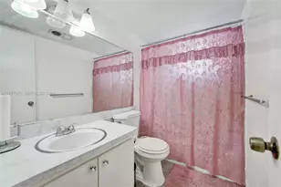 4650 Washington St, Hollywood, FL 33021 - Photo 14