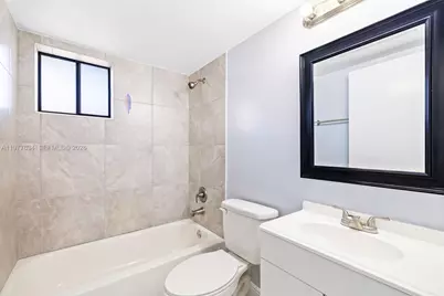 5400 W 21st Ct #402, Hialeah, FL 33016 - Photo 8