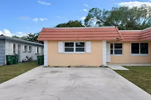 7400 NW 76th Ct, Tamarac, FL 33321 - Photo 4