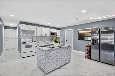 1318 13th St, West Palm Beach, FL 33401 - Photo 10