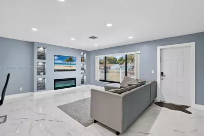 1318 13th St, West Palm Beach, FL 33401 - Photo 4