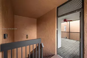 8600 NW 34th Pl, Sunrise, FL 33351 - Photo 4