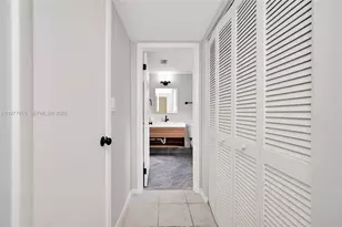 8600 NW 34th Pl, Sunrise, FL 33351 - Photo 10
