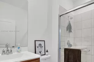 826 SE 17th St, Homestead, FL 33034 - Photo 16