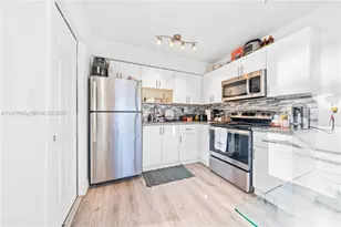 581 NW 113th St, Miami Shores, FL 33168 - Photo 6