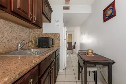 2000 Biarritz Dr #201, Miami Beach, FL 33141 - Photo 14