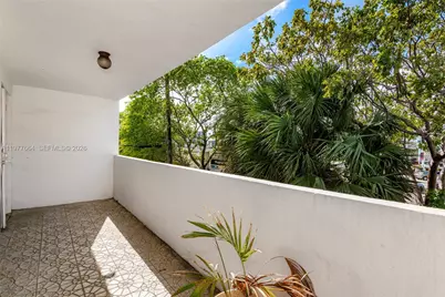 2000 Biarritz Dr #201, Miami Beach, FL 33141 - Photo 22